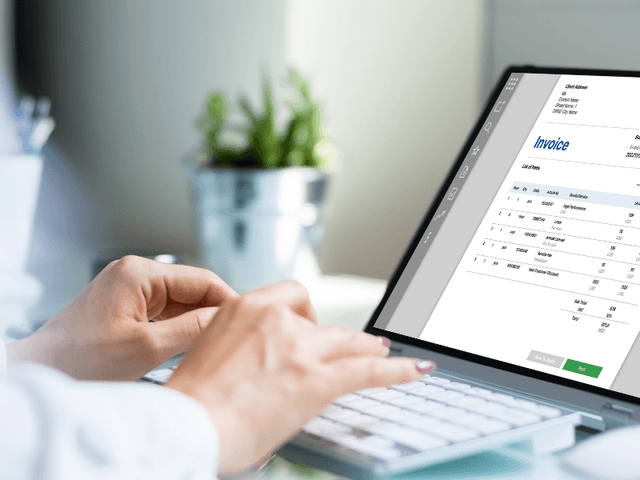 Receiving and processing e-invoices